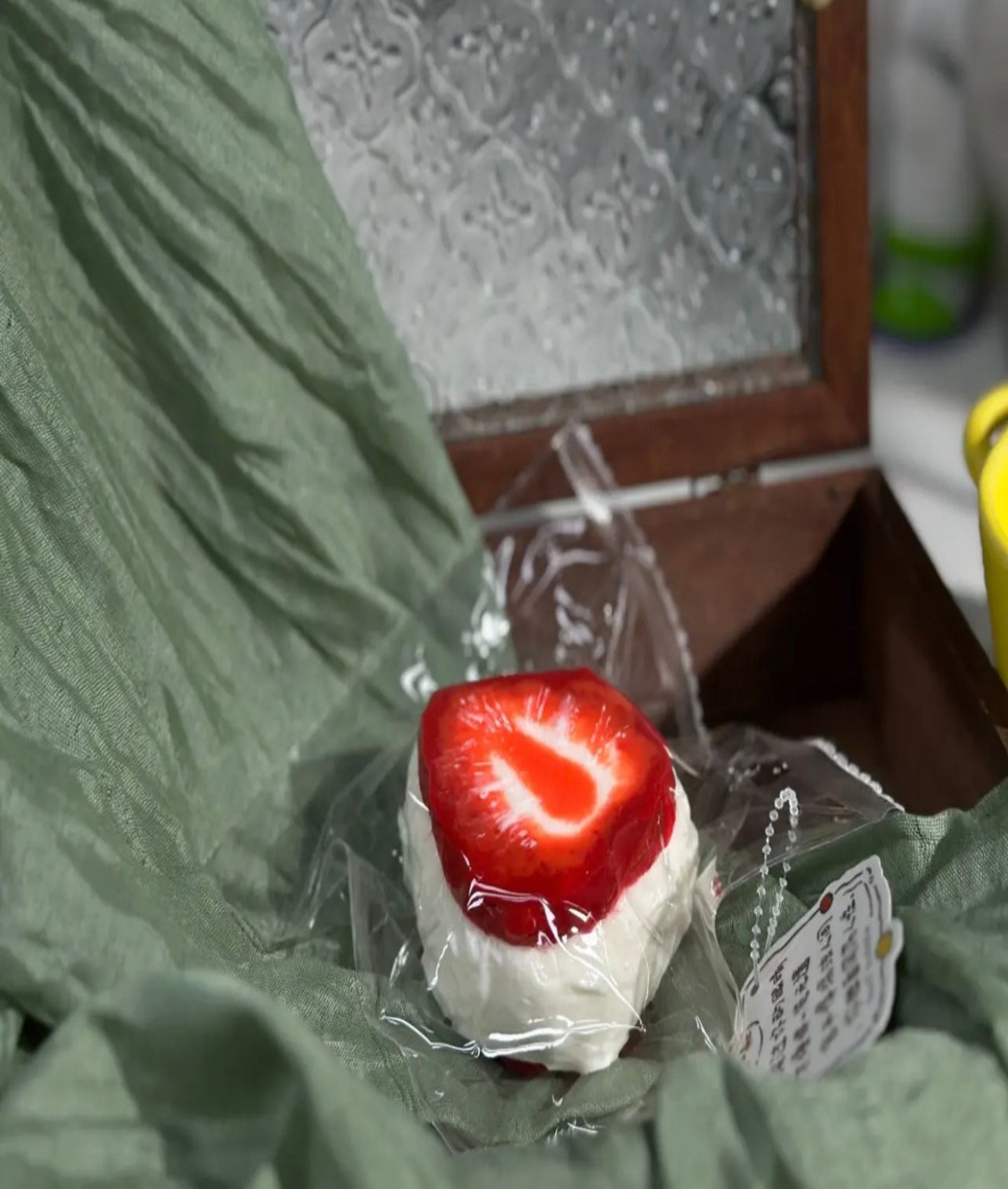 Po strawberry yogurt Squishy